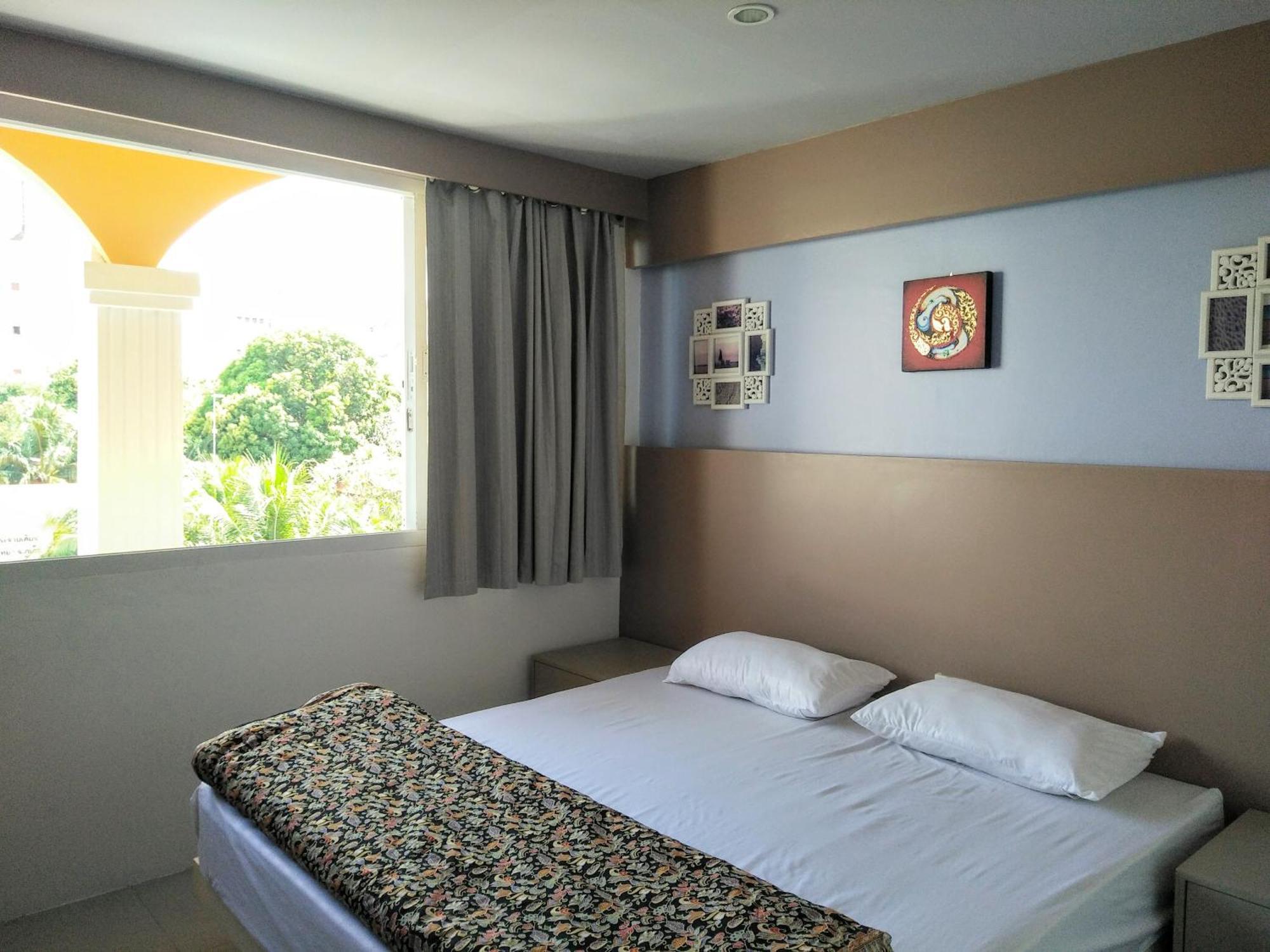 In Phuket House Hotel Ngoại thất bức ảnh
