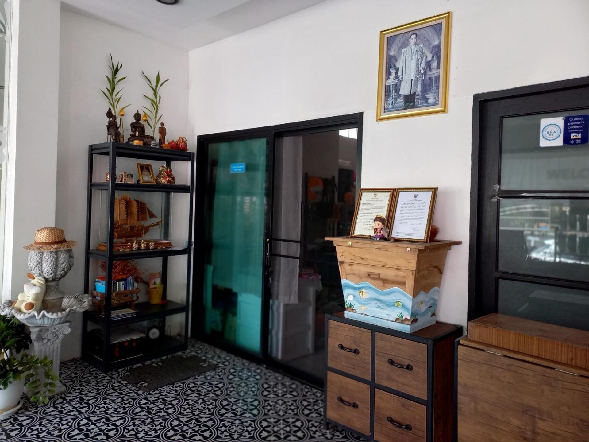 In Phuket House Hotel Ngoại thất bức ảnh