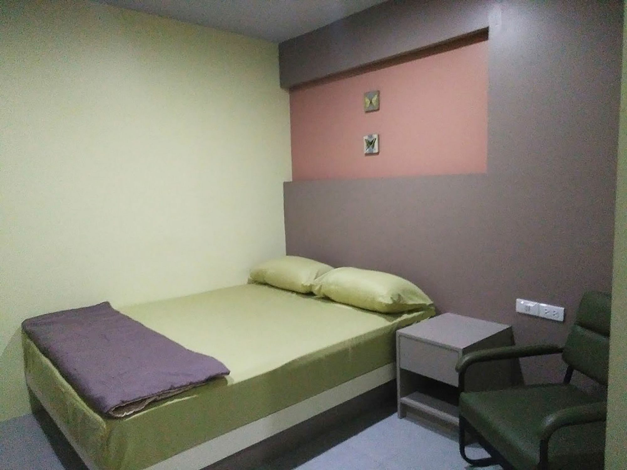 In Phuket House Hotel Ngoại thất bức ảnh