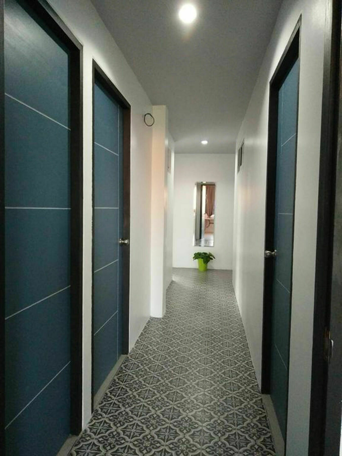 In Phuket House Hotel Ngoại thất bức ảnh